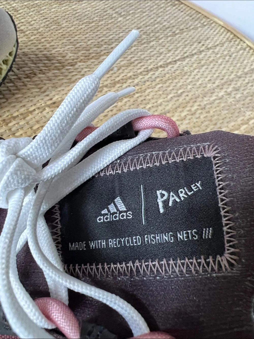 Adidas xParlay GY8424 Sustainable Gradient Burgundy Fishnet Midsole Mens 11 FLAW